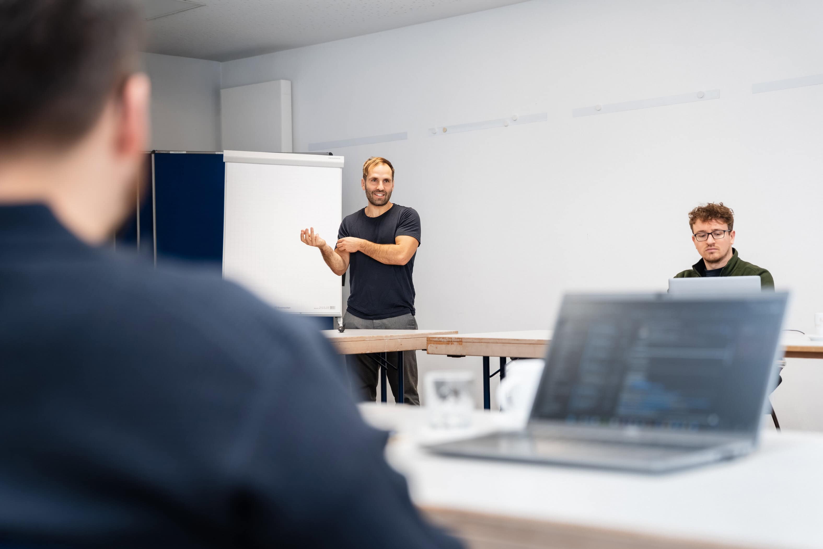 Florian Beck bei einer Präsentation